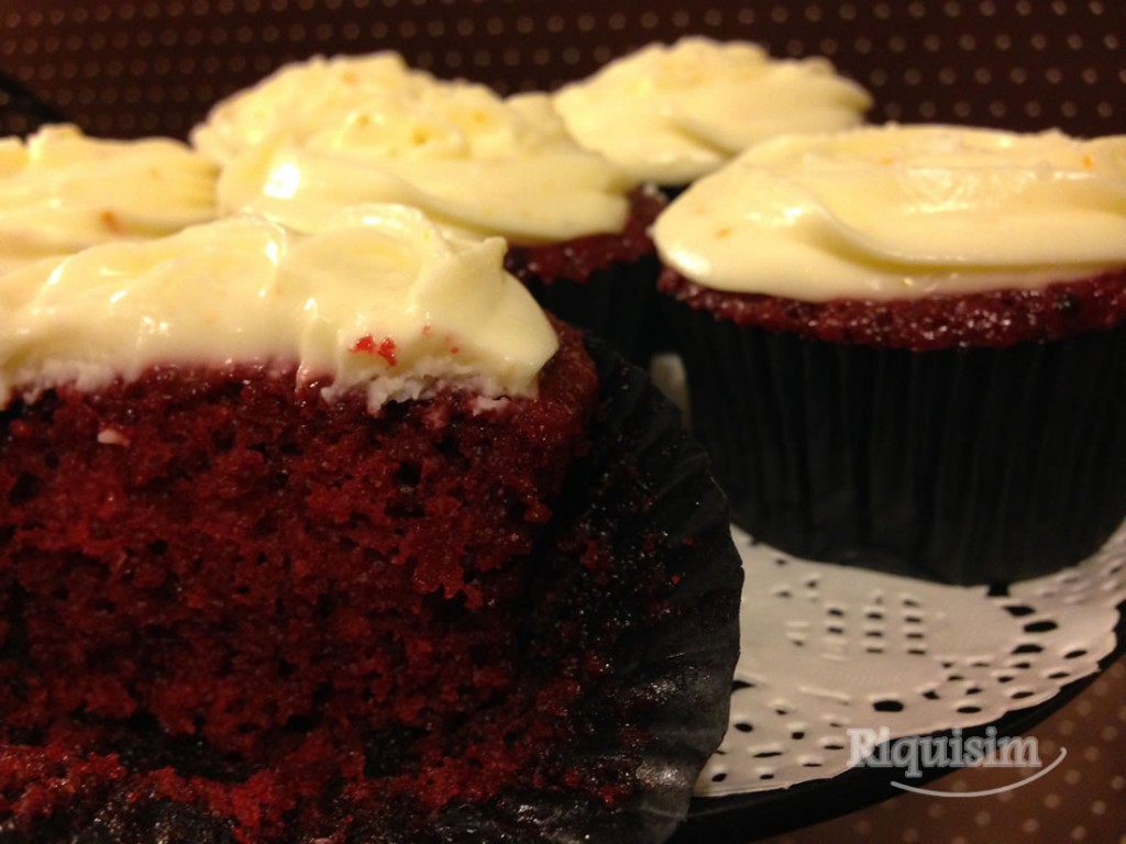 red velvet bocado